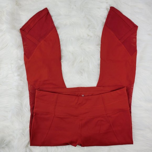 NWOT Athleta Red Aura Sonar Capri Leggings - Picture 2 of 6